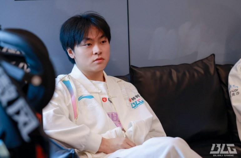 里做得比较, G后, 发挥吧 里做得比较, G后, 发挥吧