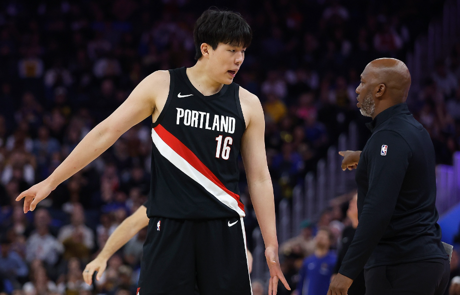 球员都不具 球员都不具